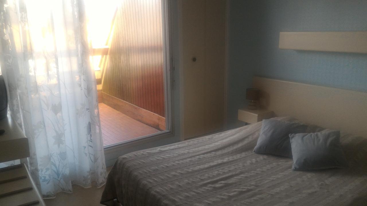L'Arvor Hotel Guer Zewnętrze zdjęcie